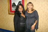 Isis & Deniece Williams Backstage 2010